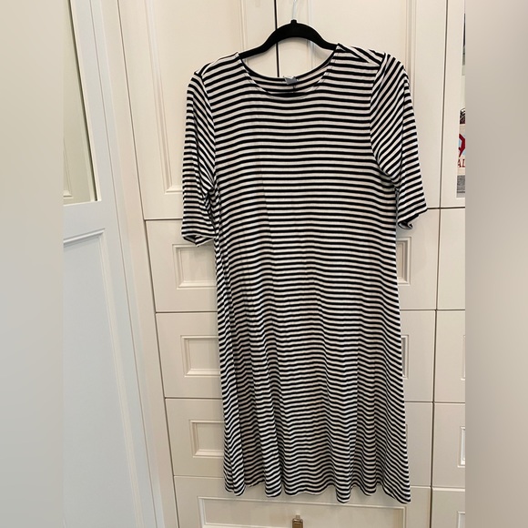 Old Navy Striped Dress - Picture 1 of 4